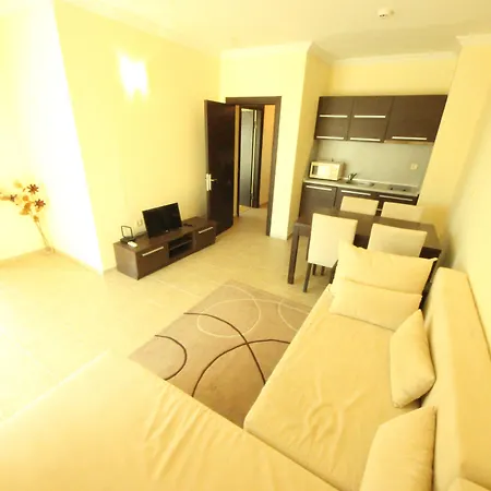 Апартамент Menada