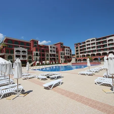 Апартамент Menada