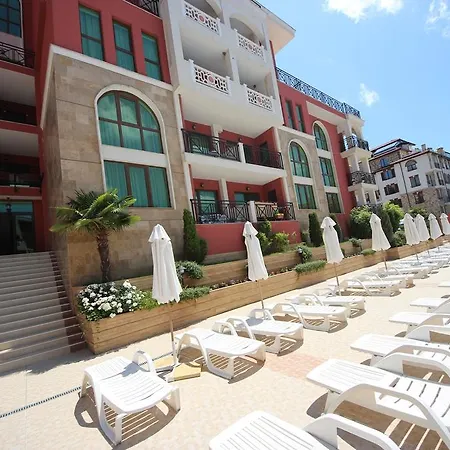 Menada Апартамент *